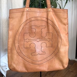 ♦️TORY BURCH - Vintage Perforated Handbag♦️